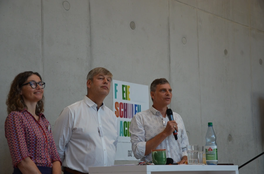 v. l. Dr. Junghanß, A. Pallas, Th. Löser 