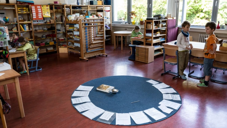 Lernraum im Stil der Montessoripädagogik