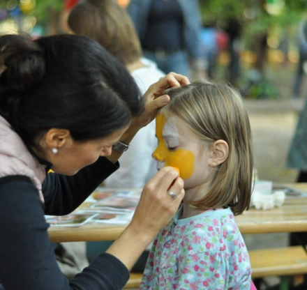 2017 Kinderschminken Kinderhaus