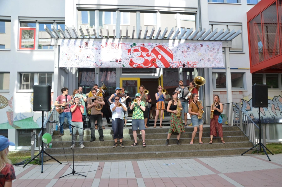 Wegbenennung Banda Komunale