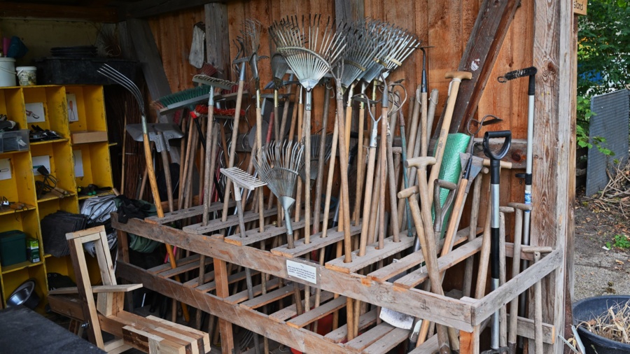 Verschiedene Gartengeräte